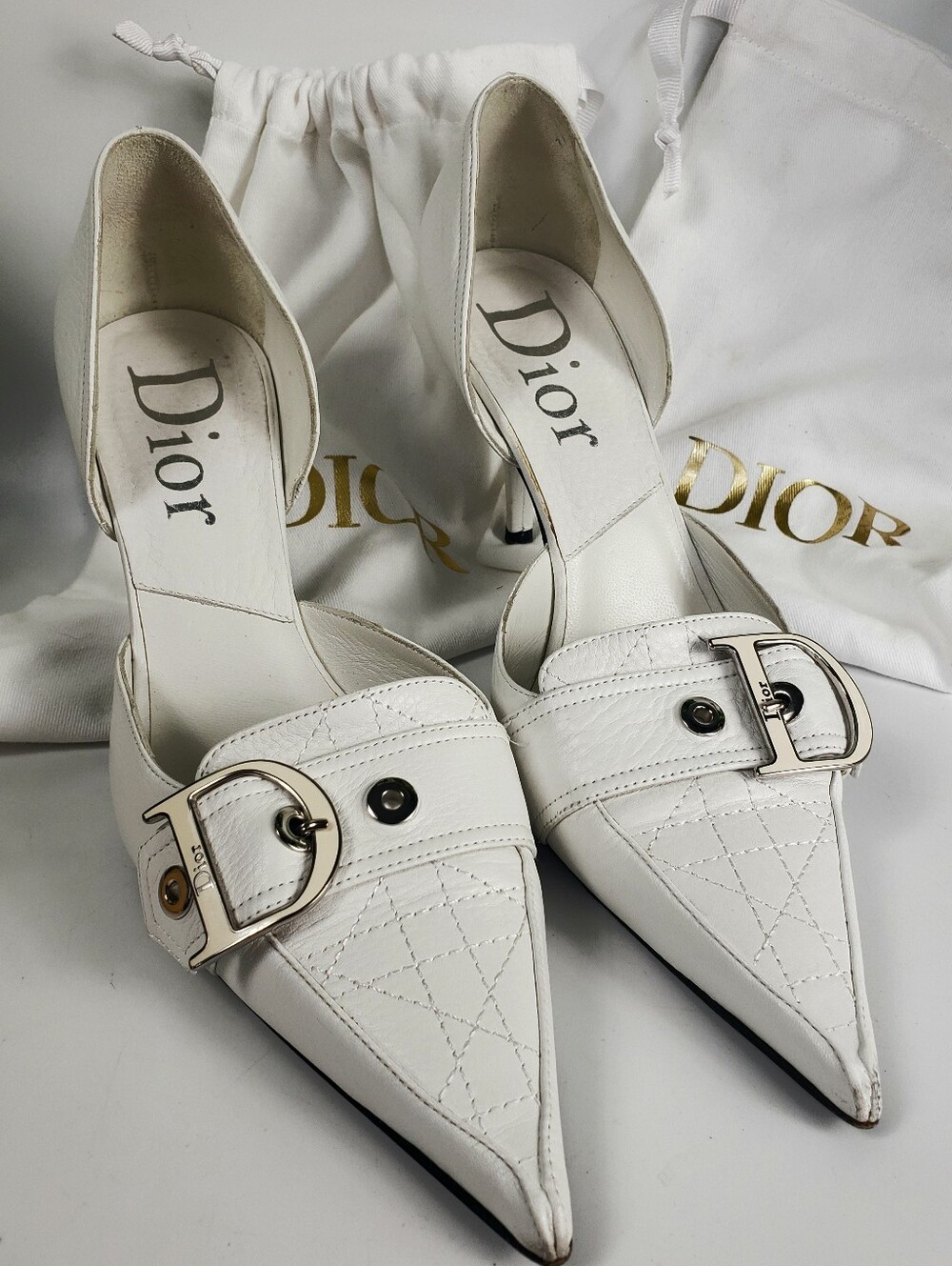 DIOR RARE White Pointed Toe Leather D’Orsay w/ Stitching & Logo Buckle - 38.5/8